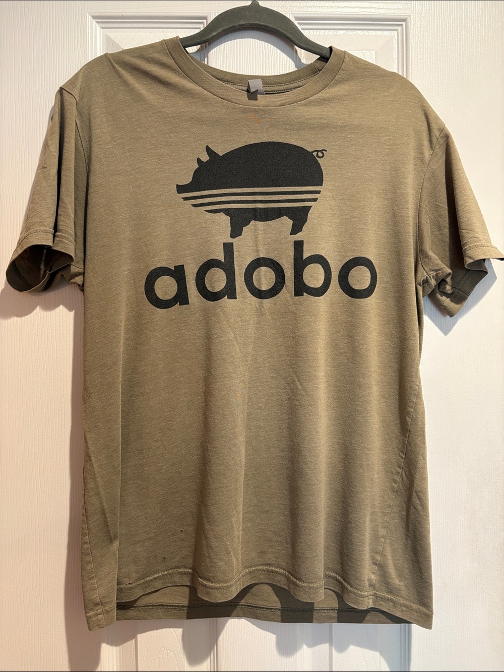 Men's Olive Green Graphic Funny Adobo TShirt - Size M
